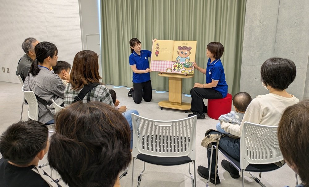 おはなしのかいの様子