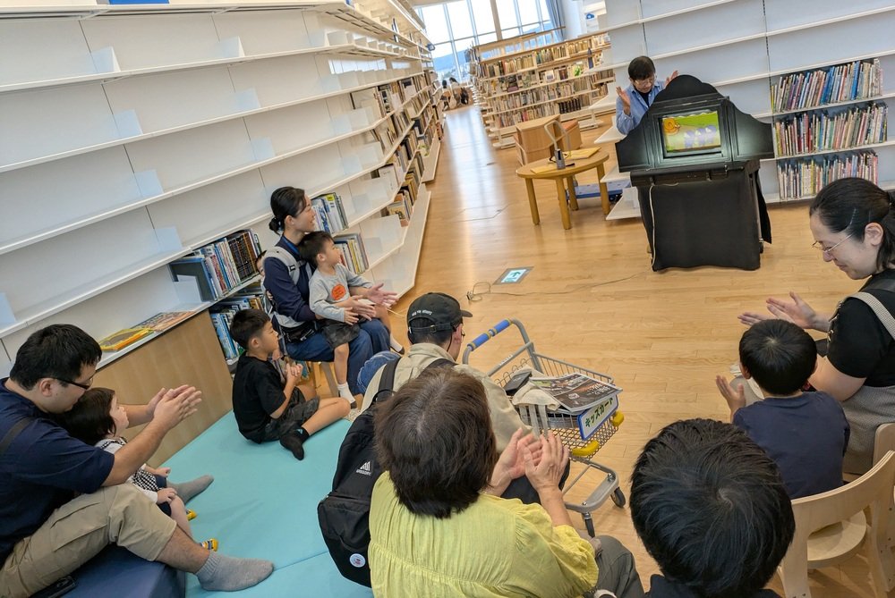 えほんのへやの様子